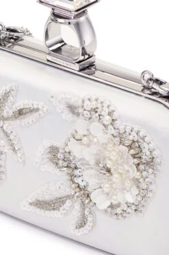 Embellished On The Rocks Clutch - Off White -SACHIN & BABI Shop BAG ONTHEROCKSCLUTCH OFFWHITE DETAIL