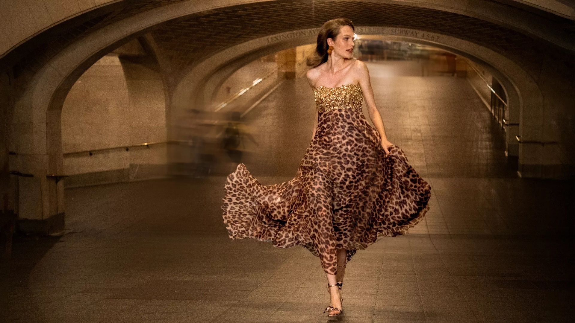 SACHIN & BABI Shop 1 SACHIN & BABI Shop -SACHIN & BABI Shop Beige and Brown Minimalist Fashion Presentation 1