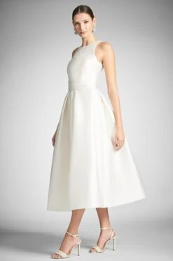 Leighton Skirt - Off White - Mikado -SACHIN & BABI Shop LEXIETOP LEIGHTONSKIRT OFFWHITE SIDE 9e9b578f 8a61 491e b72b c70d2ee3bb69