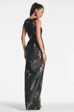 Marsden Gown - Noir Bouquet -SACHIN & BABI Shop MARSDENGOWN BELTED NOIRBOUQUET BACK 7e759c66 5498 48db 97d9 c1525426bf7f