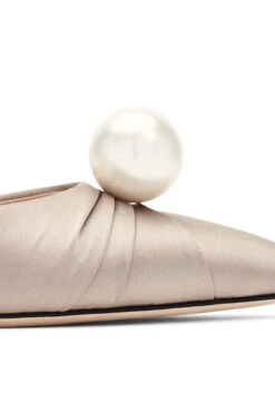 VANDERBILT KITTEN HEEL - PEWTER -SACHIN & BABI Shop SHOT 03 003 DETAIL