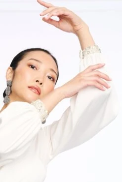 ASTOR GOWN - IVORY/BLACK -SACHIN & BABI Shop SHOT 05 137 5ad6de5b bba3 4a01 baa4 99f0aa2383cf