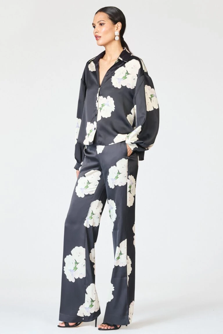 SACHIN & BABI Shop 18 SACHIN & BABI Shop -SACHIN & BABI Shop SHOT 116 067 ea247a9c c0bd 45e6 80e9 760e1cbd2f14 768x1152 1